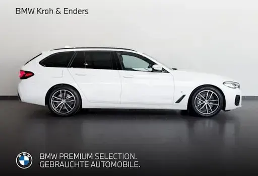 Gebraucht BMW 530 M Sport 286 PS (210 kW) 2023 Weiss Kombi