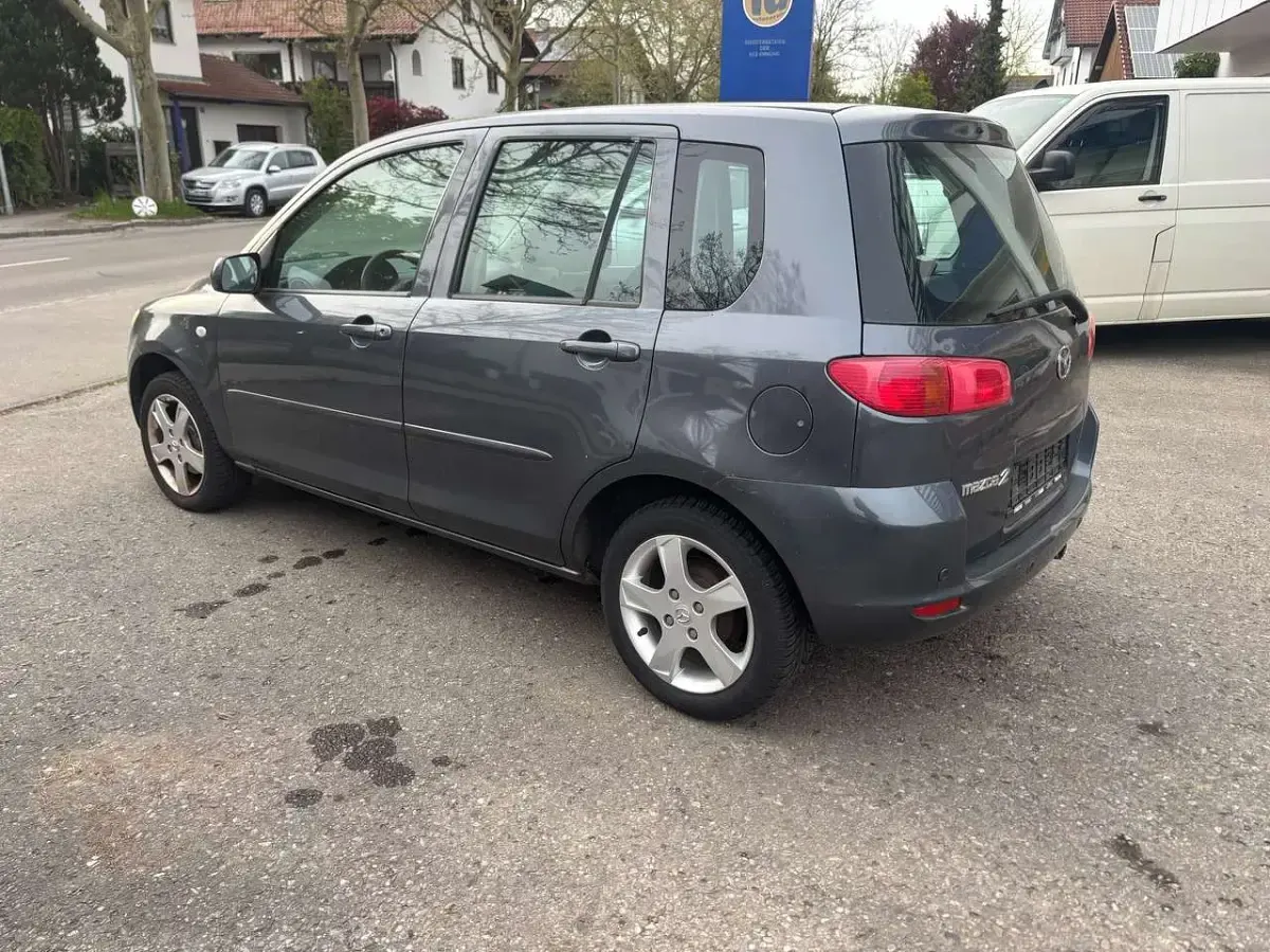Usata Mazda 2 Active 80 CV (58 kW) 2005 Grigio Utilitaria