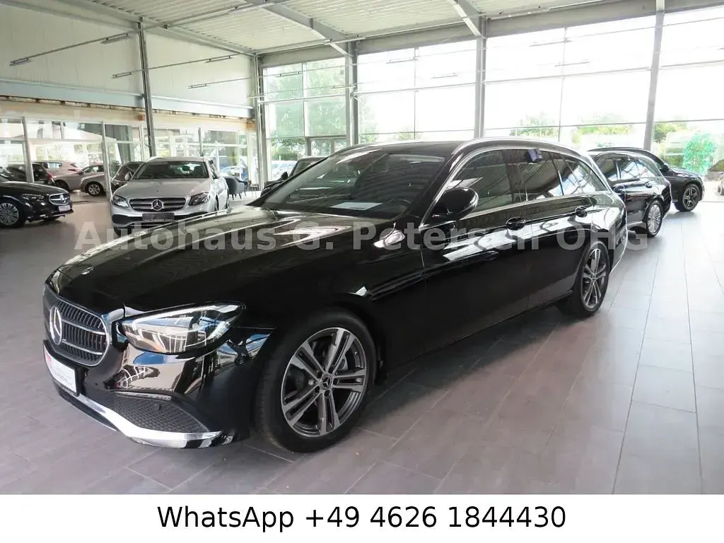 Gebraucht Mercedes E220 194 PS (142 kW) 2021 Schwarz Limousine