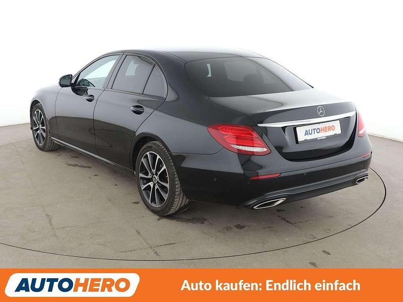 Gebraucht Mercedes E200 Avantgarde 211 PS (155 kW) 2019 Schwarz Limousine