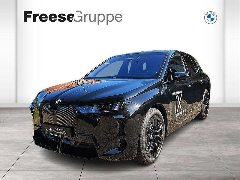 Schwarz Neu 2025 BMW iX M Sport SUV | 89.390 € (Teuer) - Bild 1/4