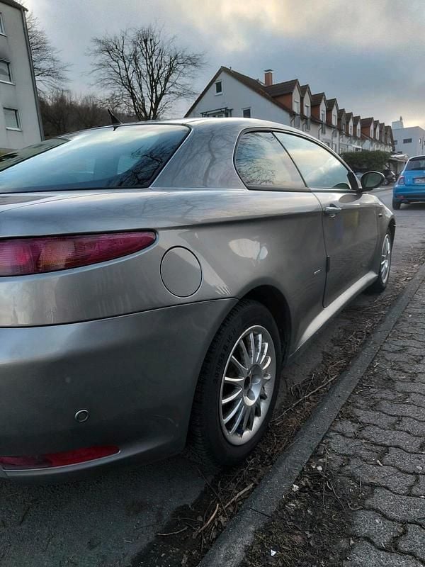 Gebraucht Alfa Romeo GT 150 PS (110 kW) 2008 Grau Coupé