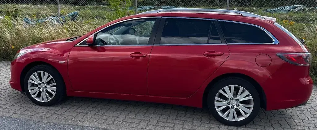 Gebraucht Mazda 6 Exclusive 147 PS (108 kW) 2009 Rot Kombi