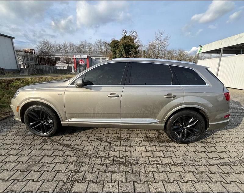 Gebraucht Audi Q7 S-Line 333 PS (244 kW) 2017 Beige SUV
