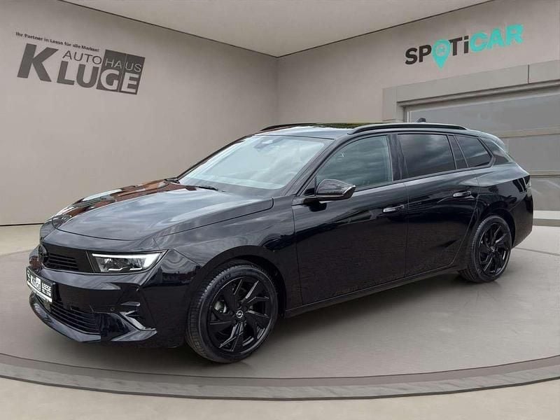 Lackierung schwarz perla nera/ty Gebraucht 2024 Opel Astra Ultimate Kombi | 26.490 € (Fairer Preis) - Bild 1/4