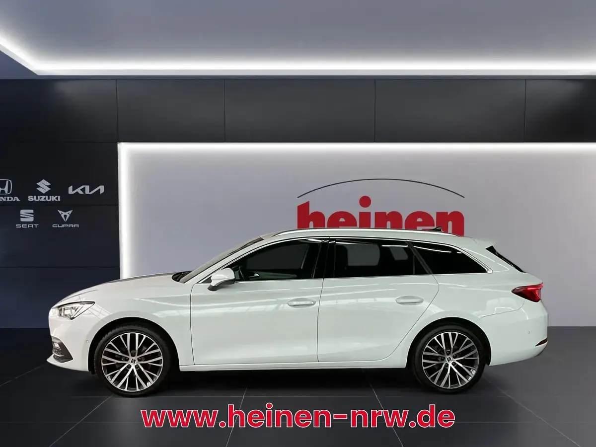 Gebraucht Seat Leon XCELLENCE 150 PS (110 kW) 2022 Nevada weiß Limousine
