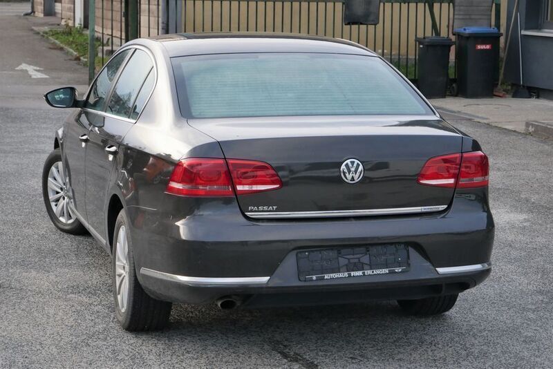 Gebraucht VW Passat 105 PS (77 kW) 2010 Braun Limousine