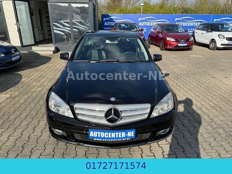 Schwarz Gebraucht 2009 Mercedes C280 Limousine | 8.500 € (Fairer Preis) - Bild 1/4