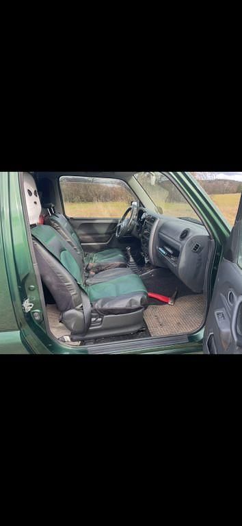 Gebraucht Suzuki Jimny 86 PS (63 kW) 2012 Grün SUV