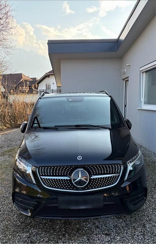Gebraucht Mercedes V300 AMG line 237 PS (174 kW) 2022 Schwarz Van / Kleinbus