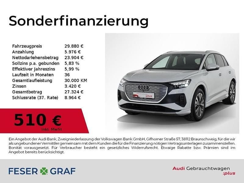 Gletscherweiß metallic Gebraucht 2022 Audi Q4 e-tron Ambiente SUV | 29.880 € (Fairer Preis) - Bild 1/4