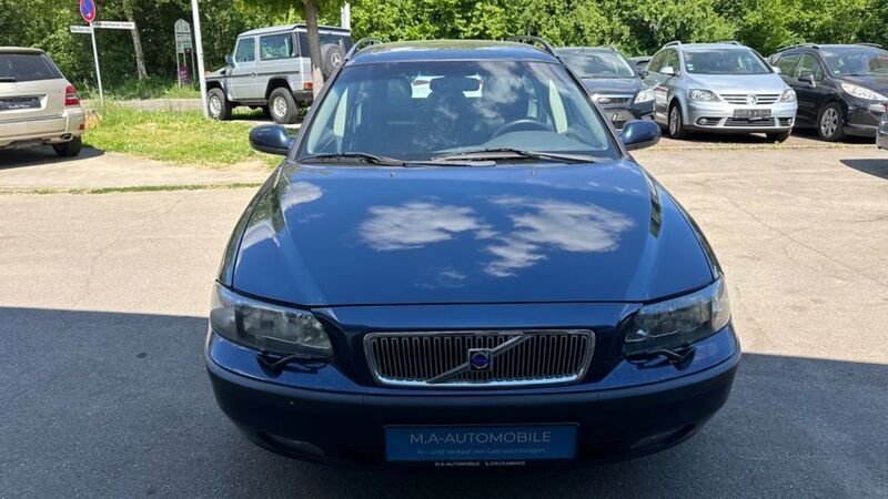 Blau Gebraucht 2000 Volvo V70 Kombi | 1.990 € (Superpreis) - Bild 1/4