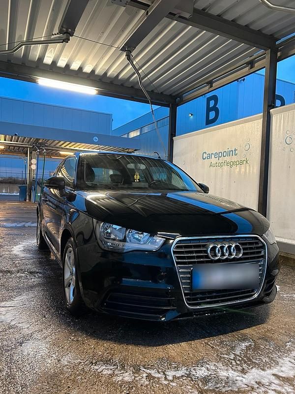 Gebraucht Audi A1 S-Line 86 PS (63 kW) 2011 Schwarz Kleinwagen