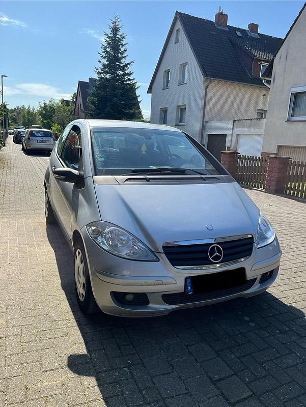 Silber Gebraucht 2008 Mercedes A180 Kleinwagen | 2.900 € (Guter Preis) - Bild 1/4
