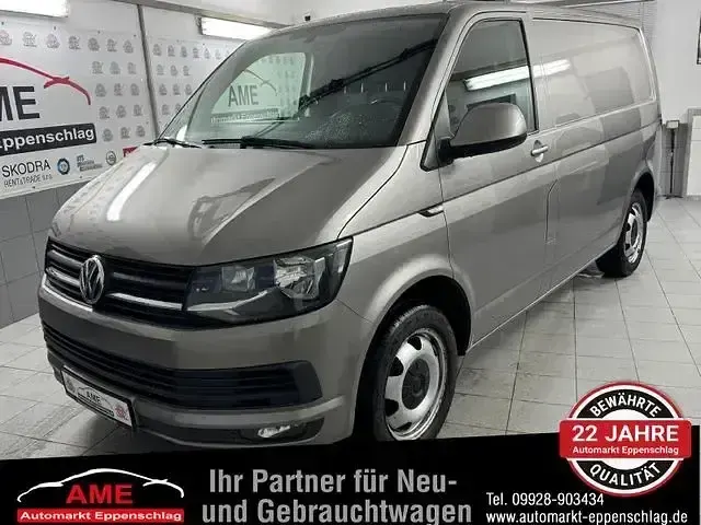 Second-hand VW Transporter 180 CP (132 kW) 2016 Bej Van