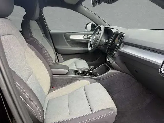 Gebraucht Volvo XC40 145 PS (106 kW) 2023 SUV