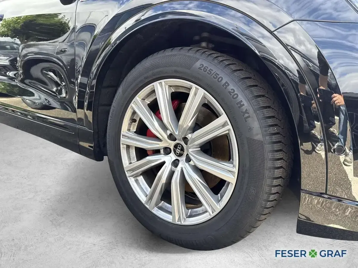 Gebraucht Audi Q8 S-Line 286 PS (210 kW) 2025 Schwarz SUV