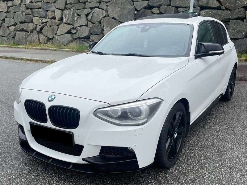 Weiß Gebraucht 2012 BMW 125 Kleinwagen | 11.590 € (Fairer Preis) - Bild 1/4