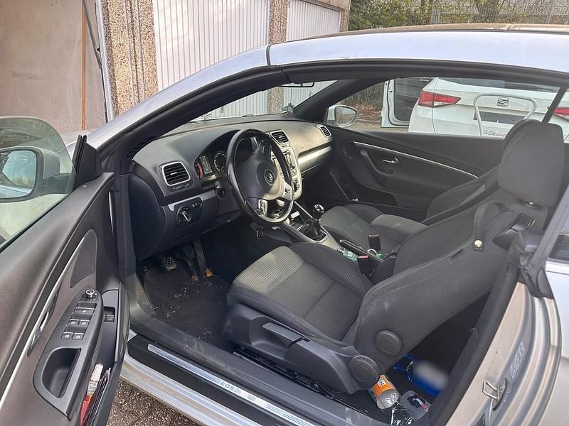 Gebraucht VW Eos 122 PS (89 kW) 2012 Silber Cabrio