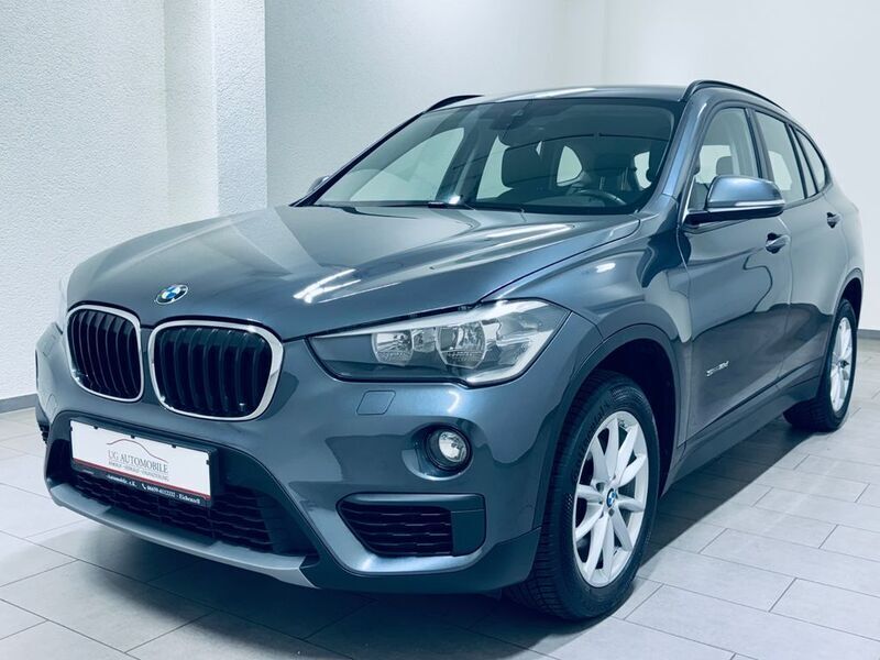 Grau Gebraucht 2018 BMW X1 Performance SUV | 15.880 € (Guter Preis) - Bild 1/4