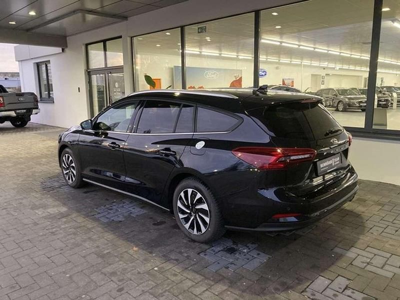 Gebraucht Ford Focus Titanium 116 PS (85 kW) 2025 Schwarz Kombi
