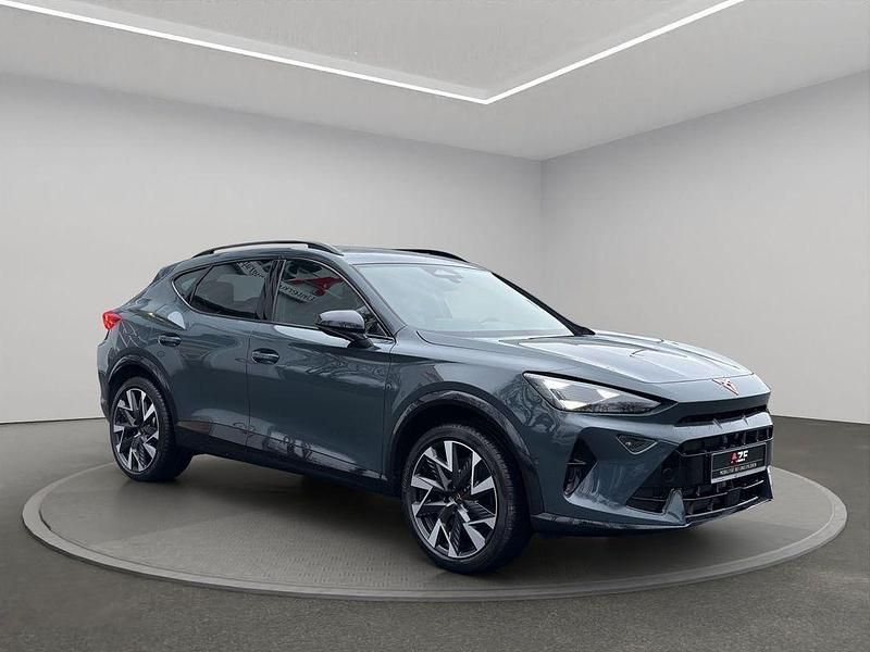 Neu Cupra Formentor VZ 272 PS (200 kW) 2025 Blau SUV