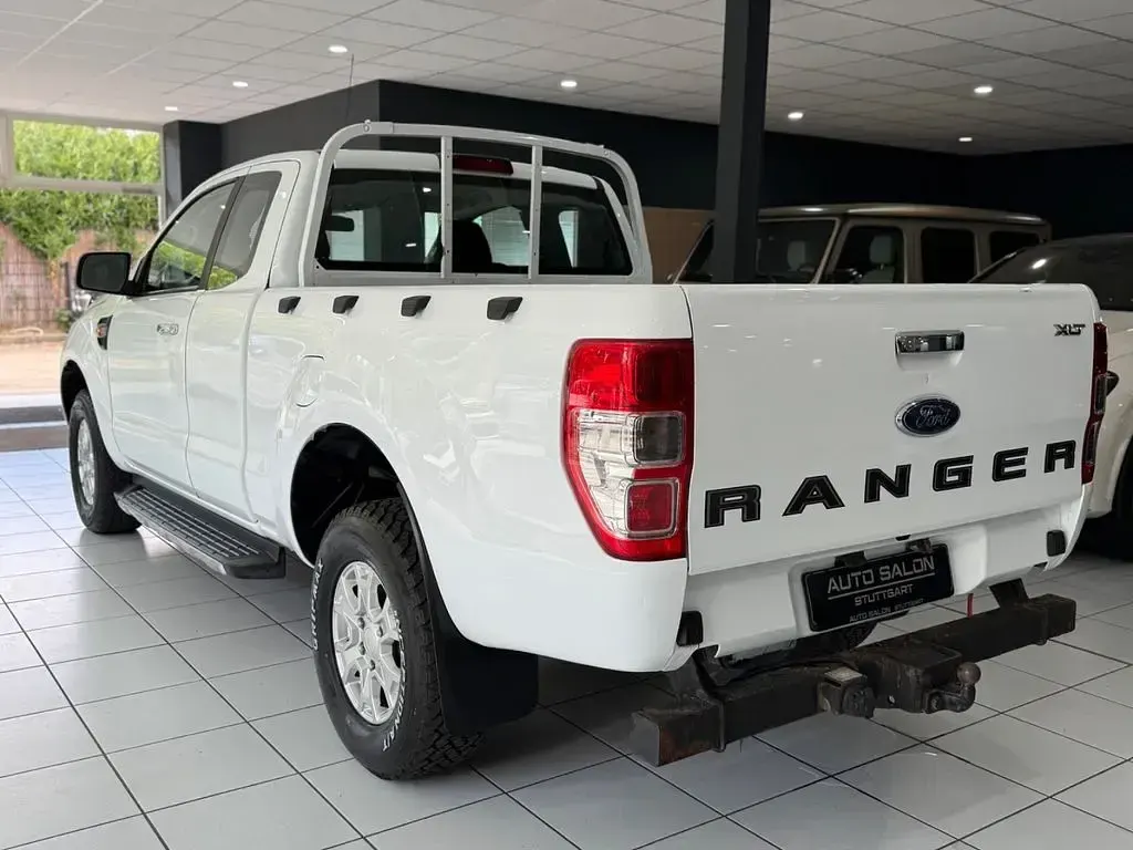 Gebraucht Ford Ranger XLT 160 PS (117 kW) 2017 Weiß Pickup