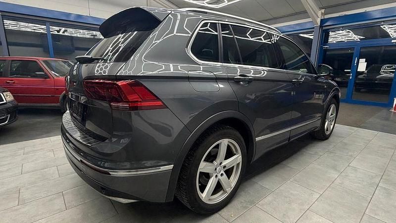 Gebraucht VW Tiguan Highline 239 PS (175 kW) 2017 Grau SUV