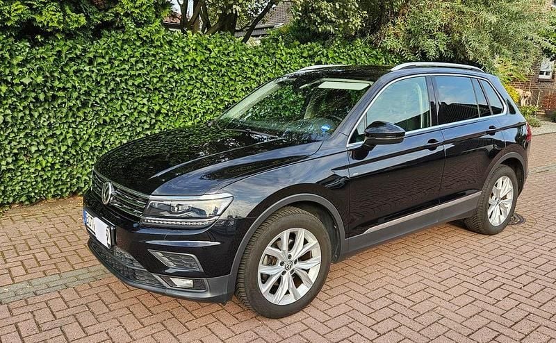 Schwarz Gebraucht 2018 VW Tiguan Join SUV | 15.700 € (Superpreis) - Bild 1/4