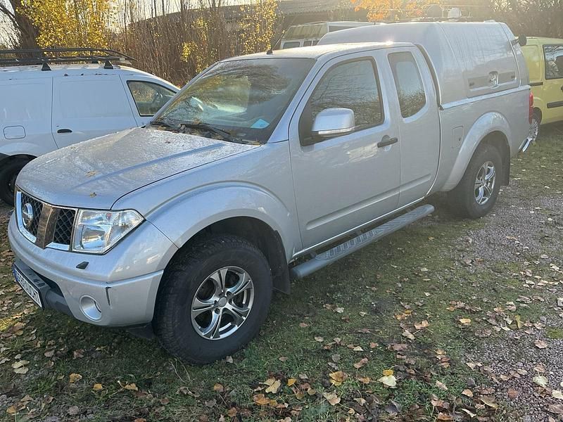 Silber Gebraucht 2008 Nissan Navara Abholung | 5.900 € (Fairer Preis) - Bild 1/4