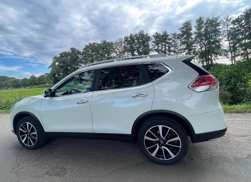 Weiß Gebraucht 2017 Nissan X-Trail SUV | 12.500 € (Guter Preis) - Bild 1/4