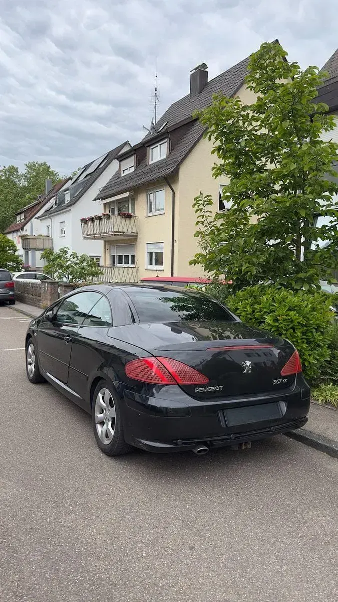 Gebraucht Peugeot 307 CC 140 PS (102 kW) 2005 Schwarz Cabrio