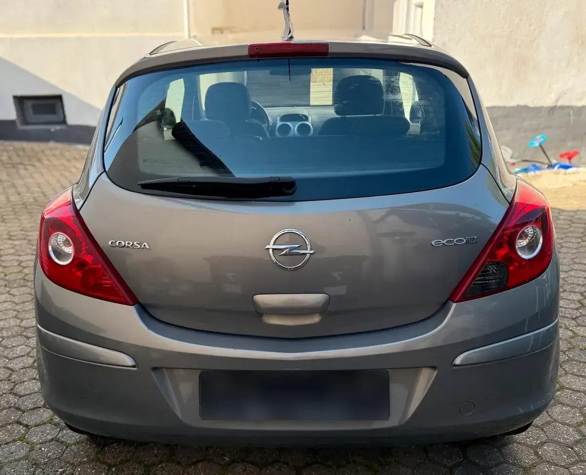 Second-hand Opel Corsa 69 CP (50 kW) 2013 Gri Hatchback