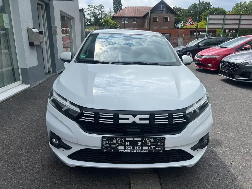 Gebraucht Dacia Sandero Expression 91 PS (66 kW) 2024 Weiß SUV