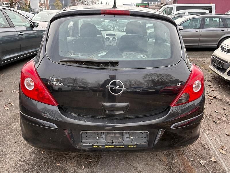 Second-hand Opel Corsa Edition 80 CP (58 kW) 2008 Negru Hatchback