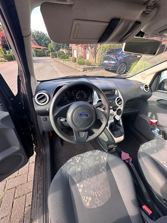 Schwarz Gebraucht 2012 Ford Ka Ambiente Kleinwagen | 1.500 € (Guter Preis) - Bild 1/4