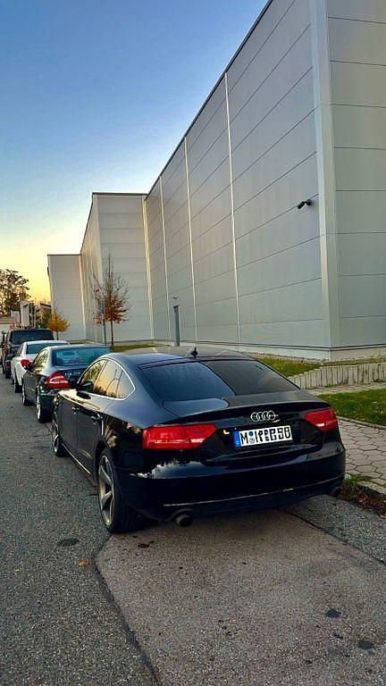 Gebraucht Audi A5 Sportback Ambiente 179 PS (131 kW) 2011 Schwarz Kleinwagen