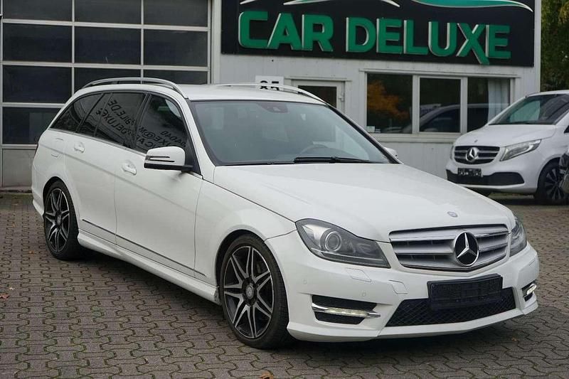 Polarweiss unilack Gebraucht 2012 Mercedes C250 AMG Kombi | 9.888 € (Fairer Preis) - Bild 1/4