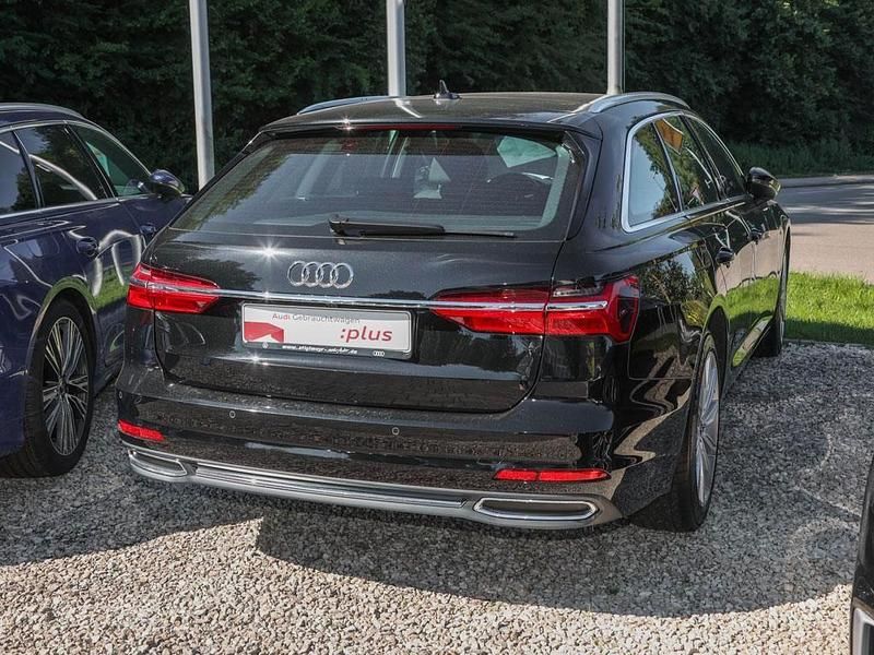 Gebraucht Audi A6 Sport 265 PS (194 kW) 2022 Mythosschwarz metallic Kombi