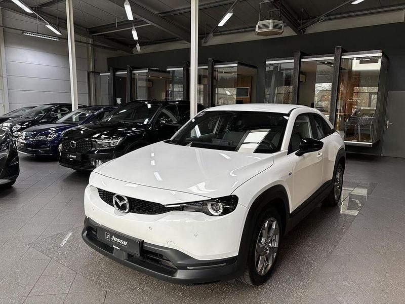 Weiß Gebraucht 2023 Mazda MX30 Prime-Line SUV | 16.490 € (Guter Preis) - Bild 1/4