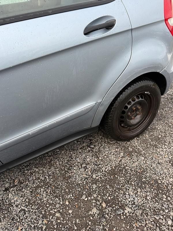 Gebraucht Mercedes A150 95 PS (69 kW) 2006 Andere farben Kleinwagen