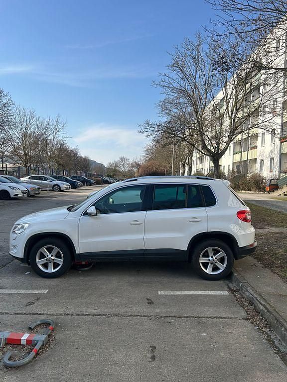 Gebraucht VW Tiguan Style 170 PS (125 kW) 2011 Weiß SUV