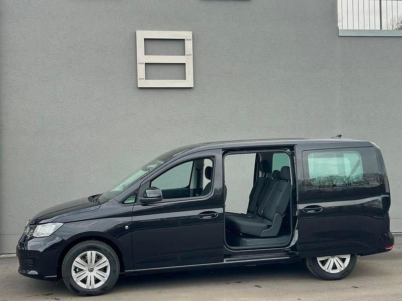 Neu VW Caddy Maxi 122 PS (89 kW) 2025 Schwarz Van / Kleinbus