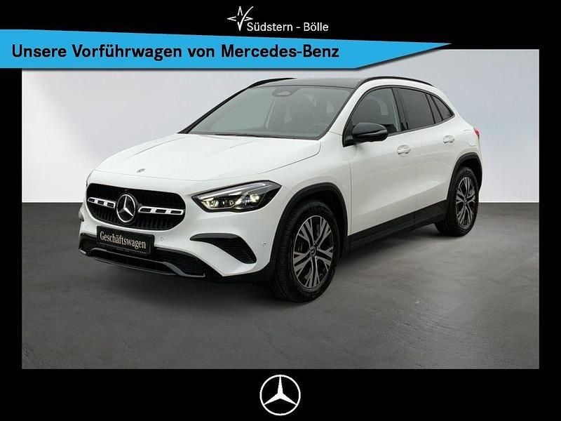 Weiß Gebraucht 2025 Mercedes GLA200 Progressive SUV | 37.990 € (Guter Preis) - Bild 1/4