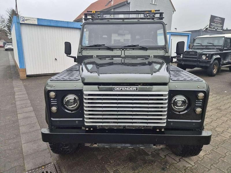 Gebraucht Land Rover Defender SE 122 PS (89 kW) 2005 Grün Kombi