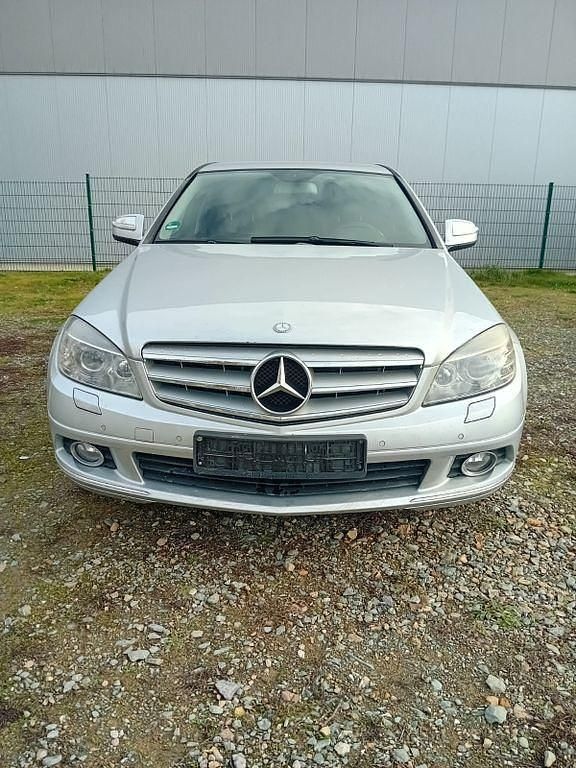 Gebraucht Mercedes C180 156 PS (114 kW) 2007 Silber Limousine