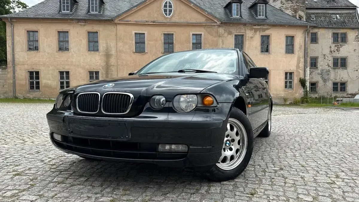 Gebraucht BMW 316 Compact 115 PS (84 kW) 2003 Schwarz Kleinwagen