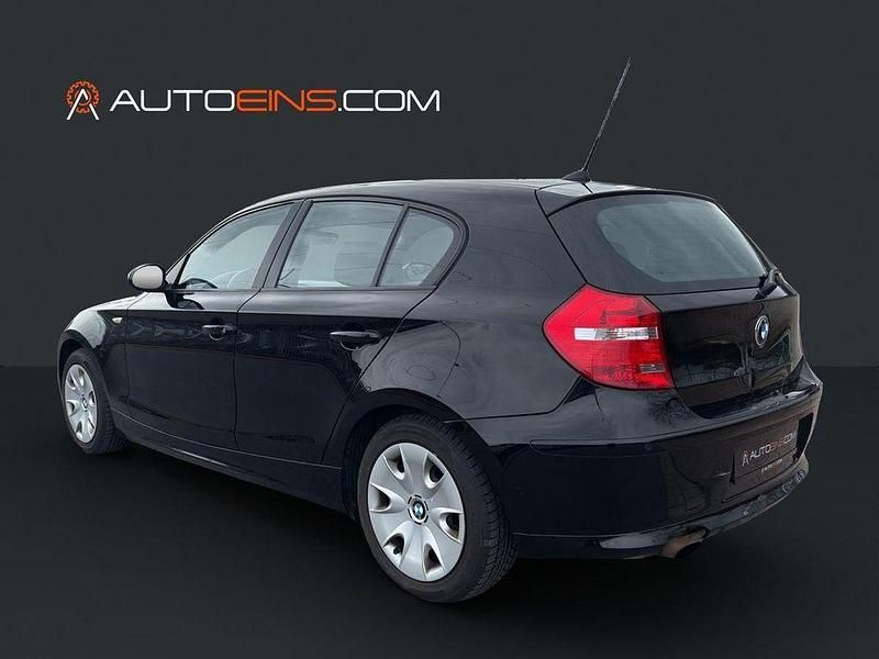 Gebraucht BMW 118 Advantage 143 PS (105 kW) 2010 Schwarz Kleinwagen