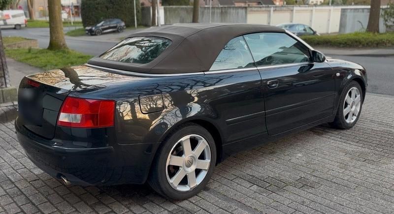 Gebraucht Audi A4 Cabriolet 163 PS (119 kW) 2003 Schwarz Cabrio