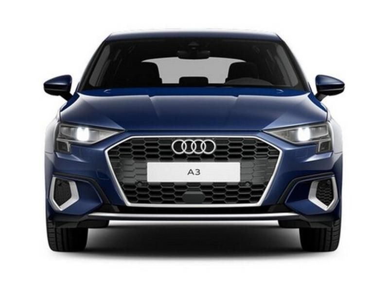 Gebraucht Audi A3 Advanced 150 PS (110 kW) 2023 Navarrablau metallic Limousine